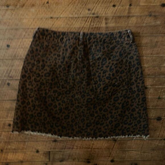 Cotton Candy LA raw hem leopard spot boutique M skirt - Picture 3 of 3